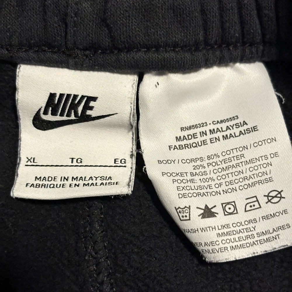 Nike‎ boys club frenzy shorts sz XL youth